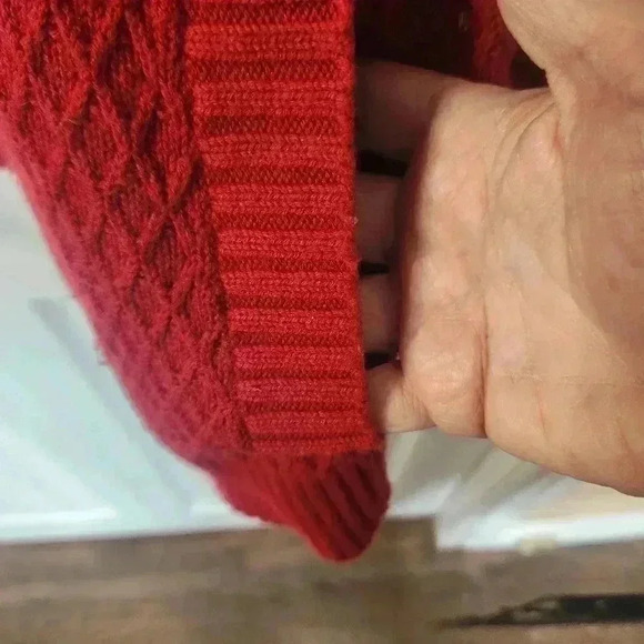 Talbot Woman's Plus  Size Red Cardigan Size 2x - Picture 8 of 9